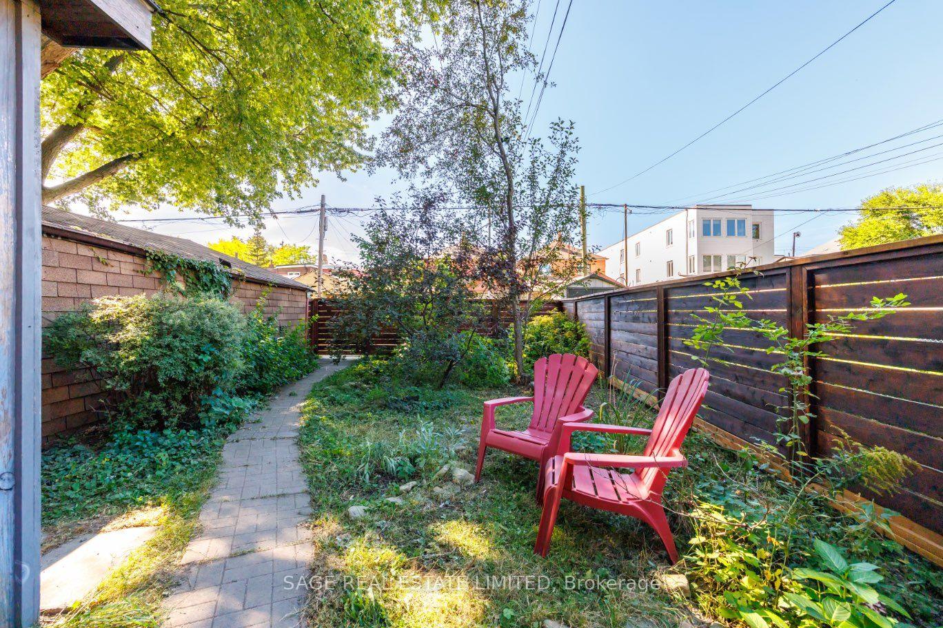 Photo 34 of 130 West Lodge Avenue, Toronto, Roncesvalles — HOMEH