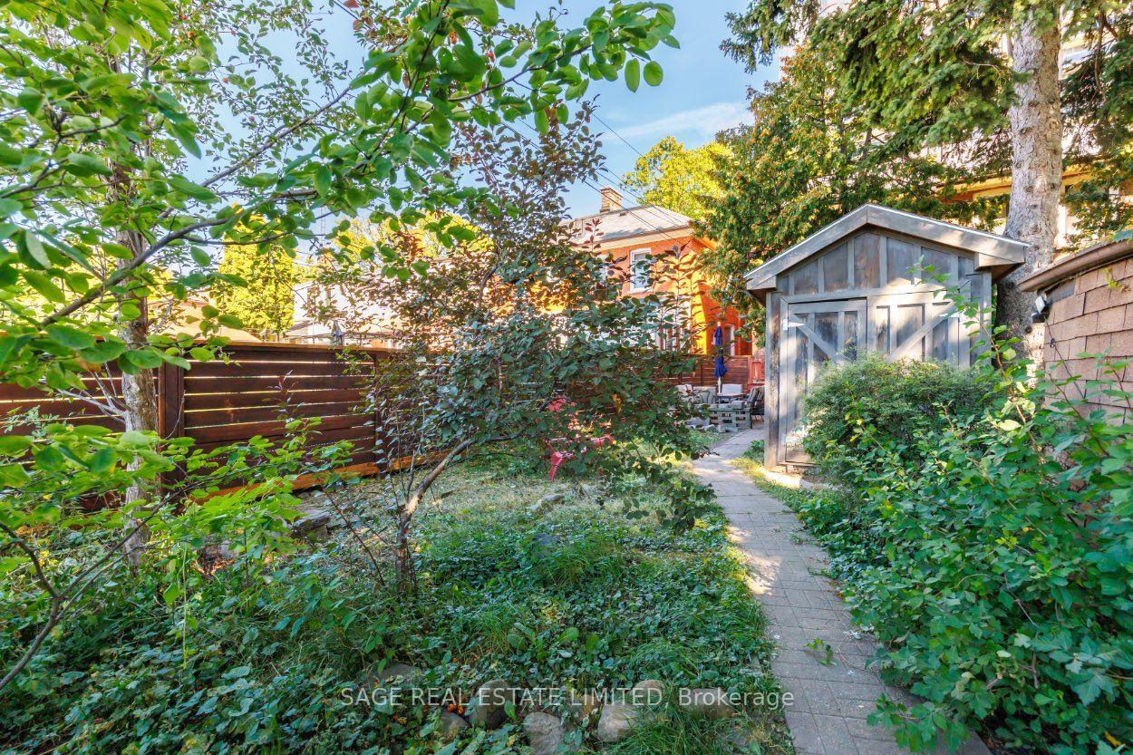 Photo 35 of 130 West Lodge Avenue, Toronto, Roncesvalles — HOMEH