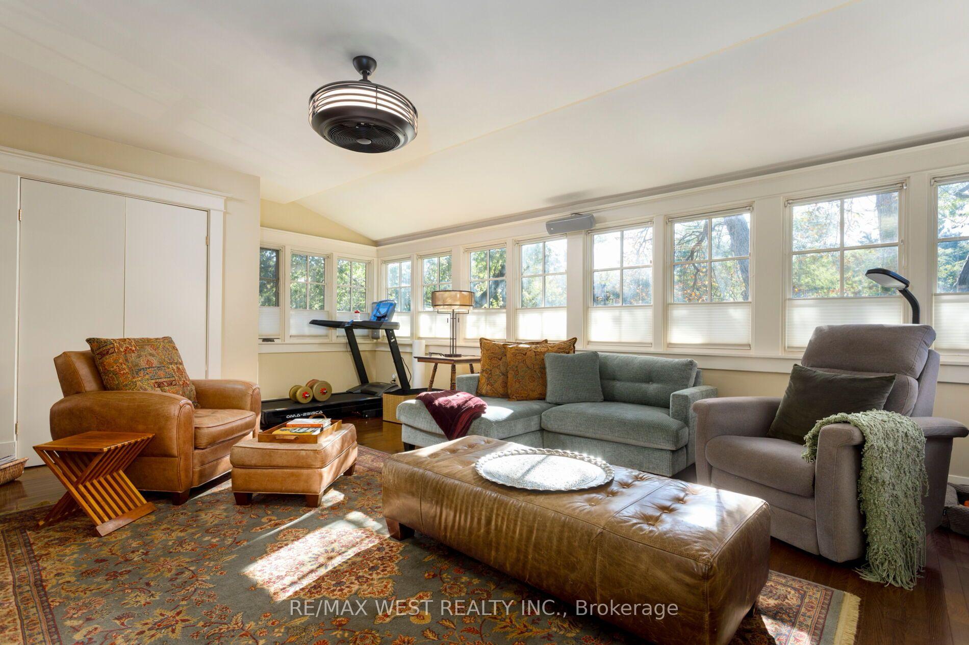 Photo 43 of 499 Parkside Drive, Toronto, High Park-Swansea — HOMEH