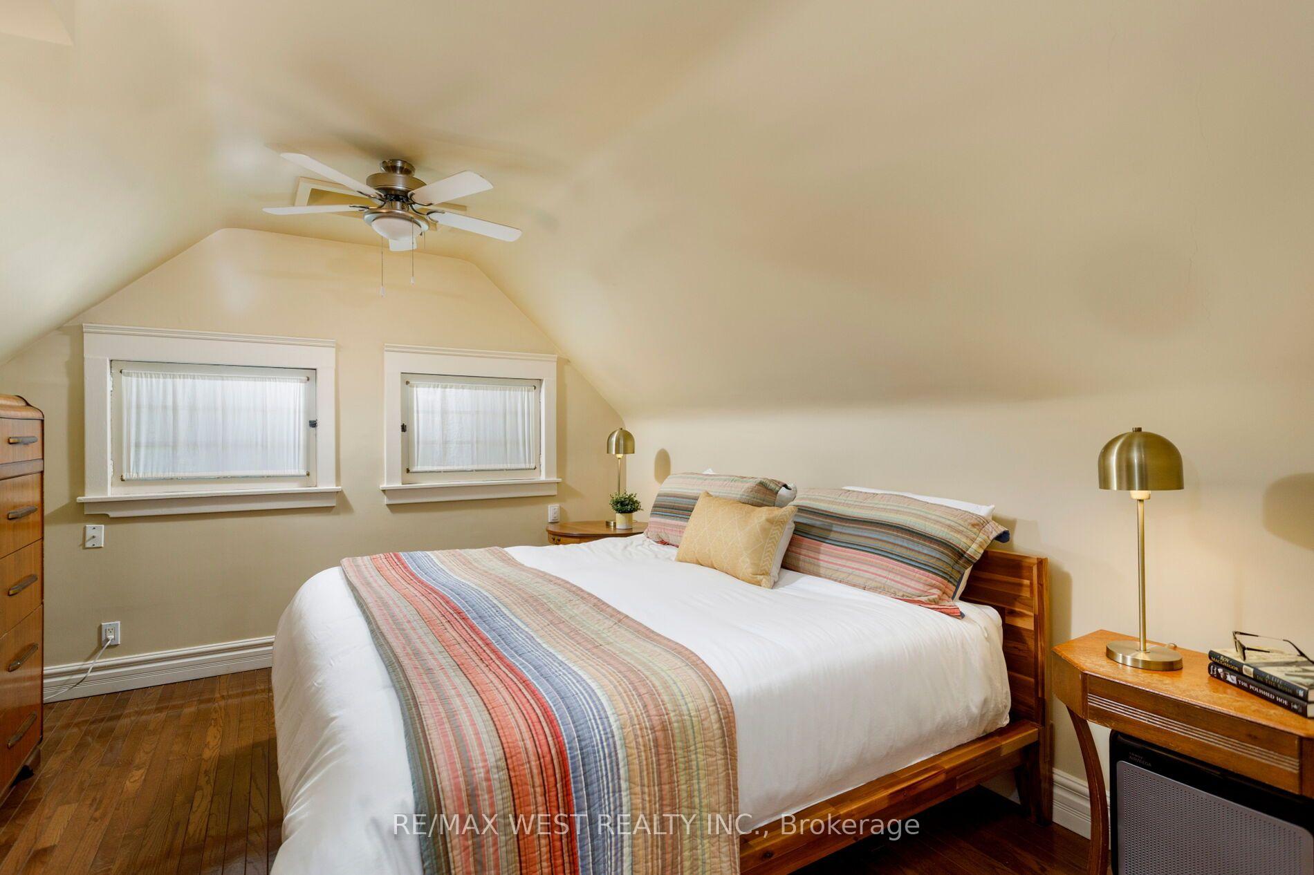 Photo 53 of 499 Parkside Drive, Toronto, High Park-Swansea — HOMEH