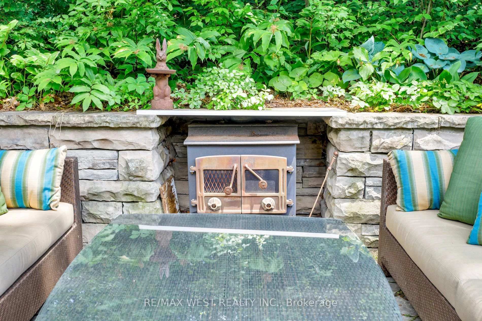 Photo 38 of 499 Parkside Drive, Toronto, High Park-Swansea — HOMEH