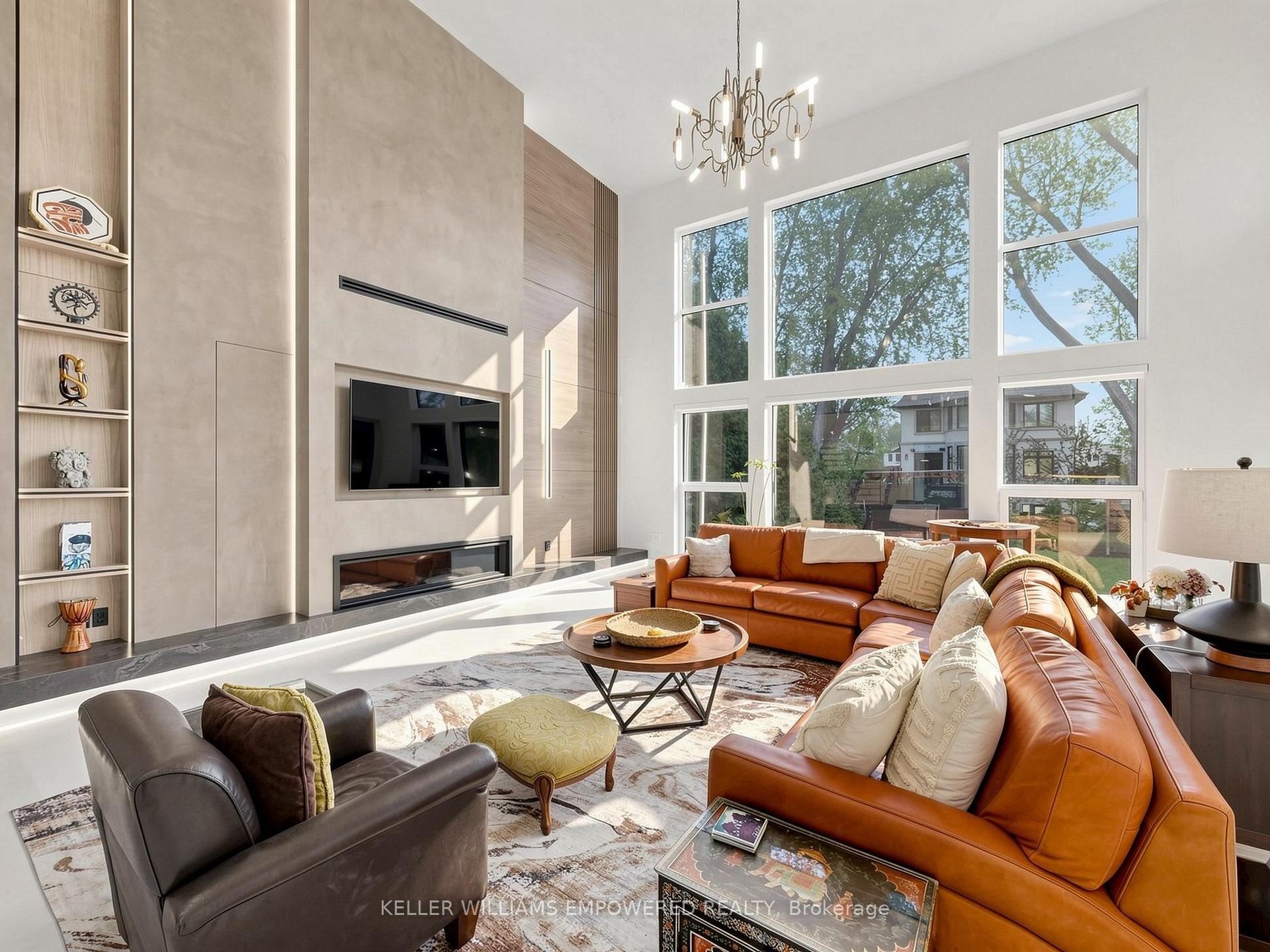 Photo 8 of 49 Fergus Avenue, Richmond Hill, Oak Ridges Lake Wilcox — HOMEH