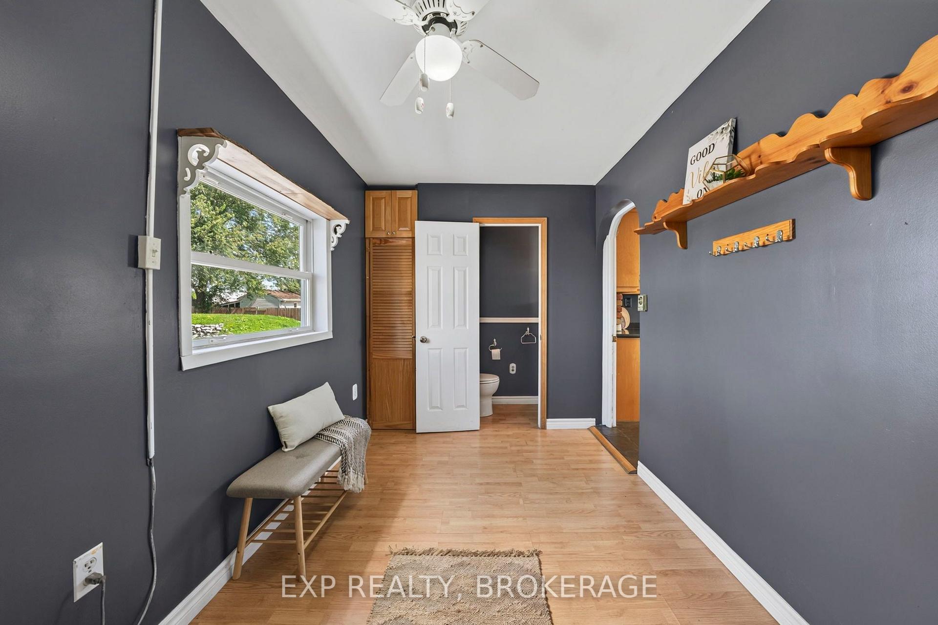 Photo 15 of 5157 Bath Road, Loyalist, Lennox and Addington - South — HOMEH