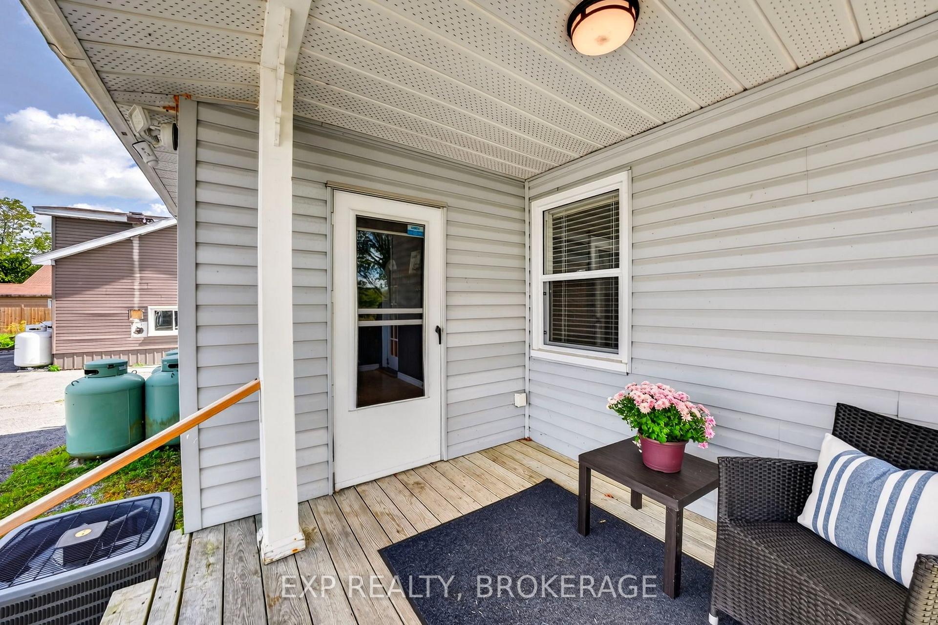 Photo 33 of 5157 Bath Road, Loyalist, Lennox and Addington - South — HOMEH