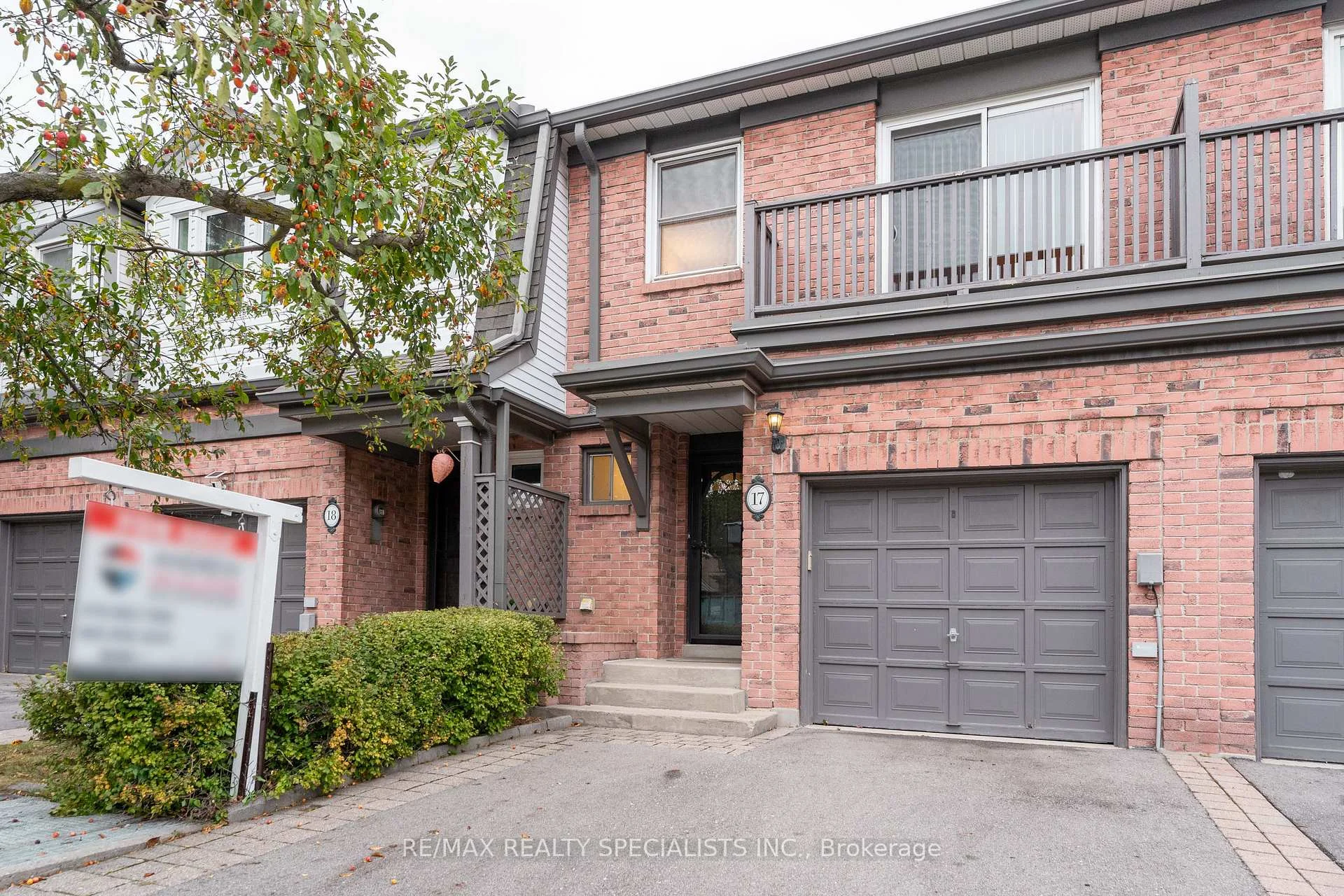 Photo 1 of Unit 17, 385 The East Mall, Etobicoke, Islington-City Centre West — HOMEH