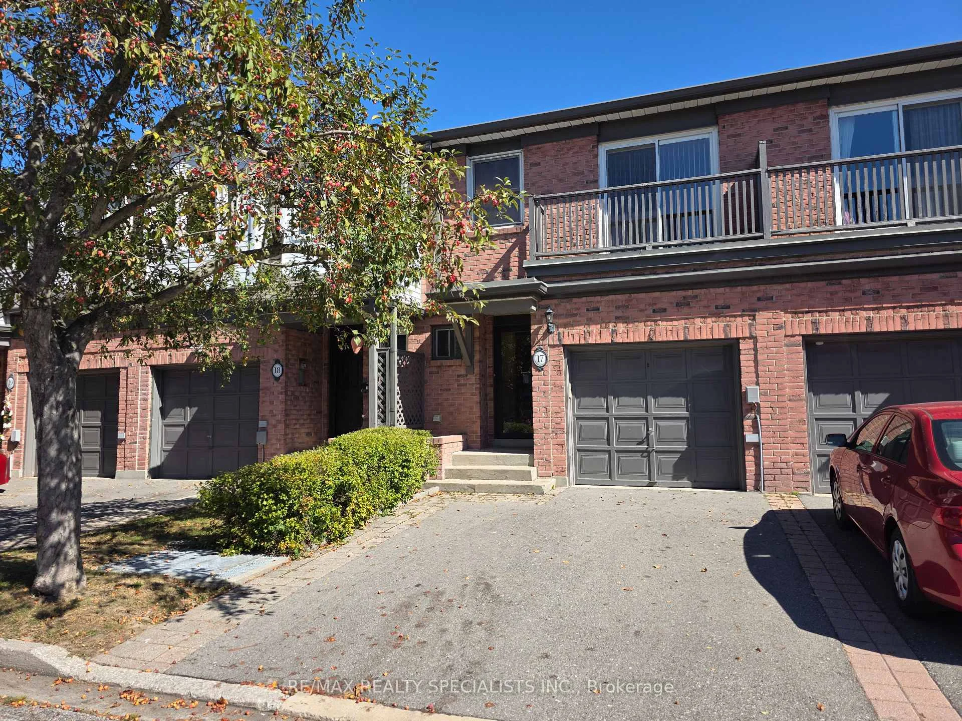Photo 6 of Unit 17, 385 The East Mall, Etobicoke, Islington-City Centre West — HOMEH