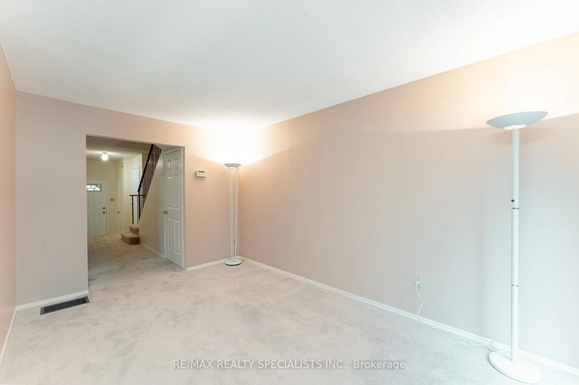 Photo 18 of Unit 17, 385 The East Mall, Etobicoke, Islington-City Centre West — HOMEH