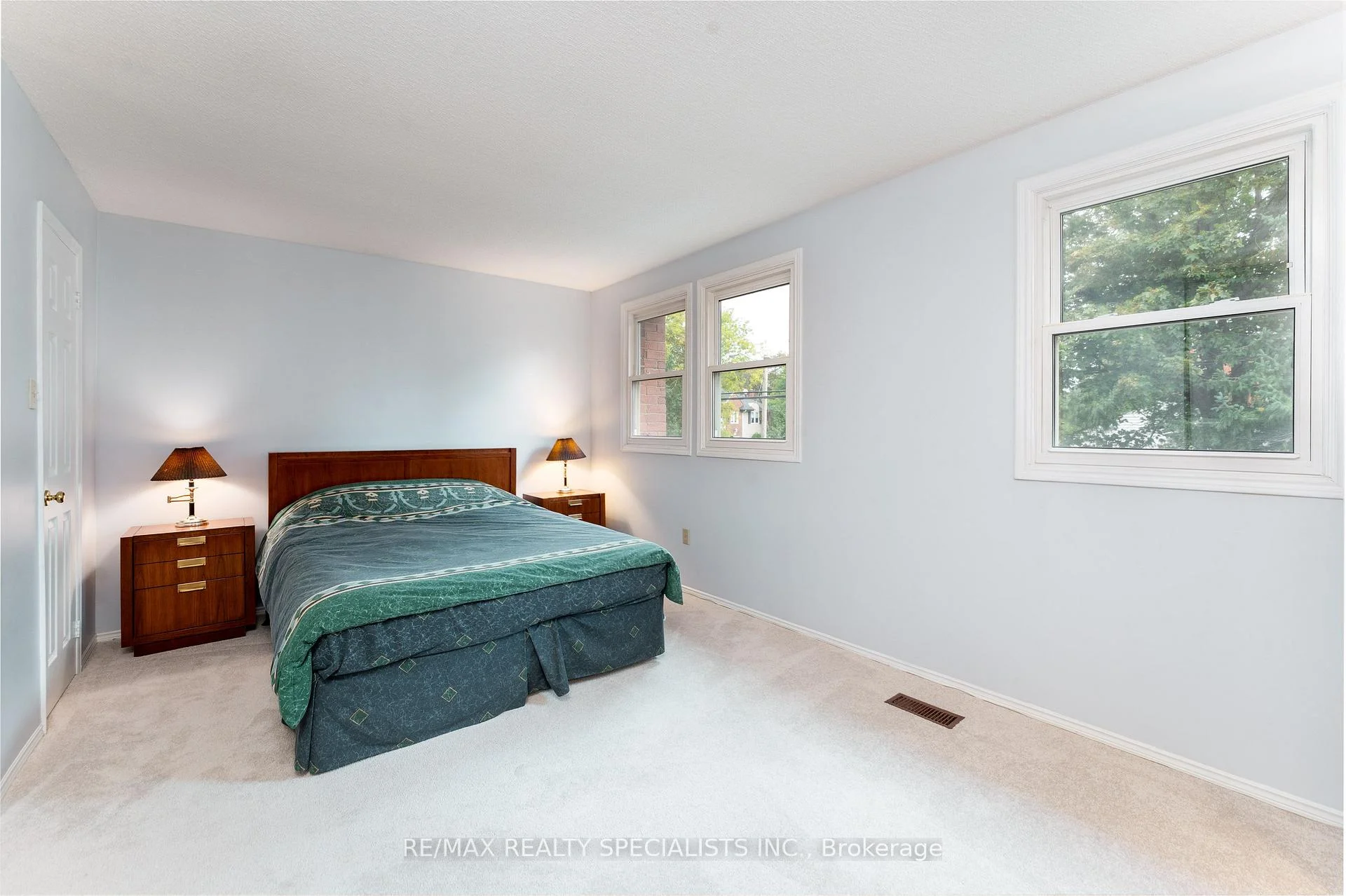 Photo 21 of Unit 17, 385 The East Mall, Etobicoke, Islington-City Centre West — HOMEH
