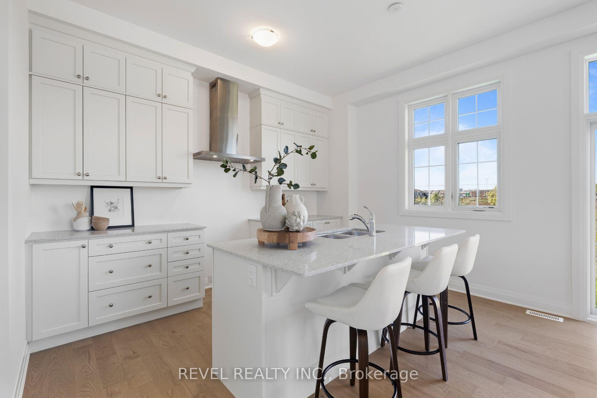 Photo 14 of 1489 Whitlock Avenue, Milton, Bowes — HOMEH
