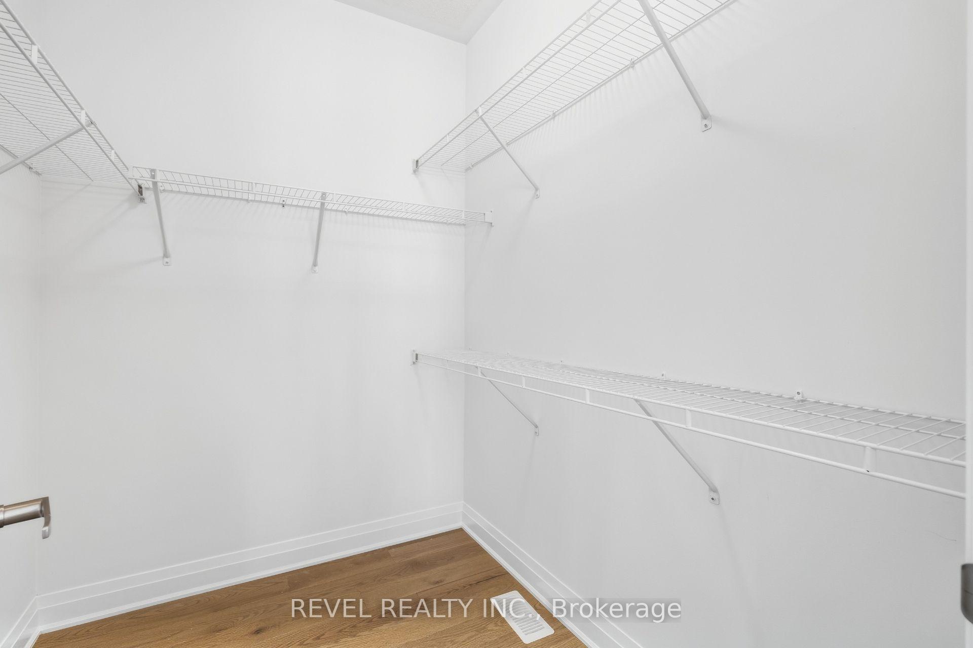 Photo 20 of 1489 Whitlock Avenue, Milton, Bowes — HOMEH