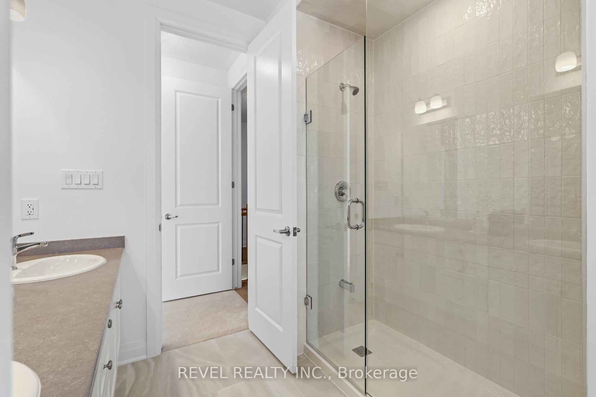 Photo 29 of 1489 Whitlock Avenue, Milton, Bowes — HOMEH