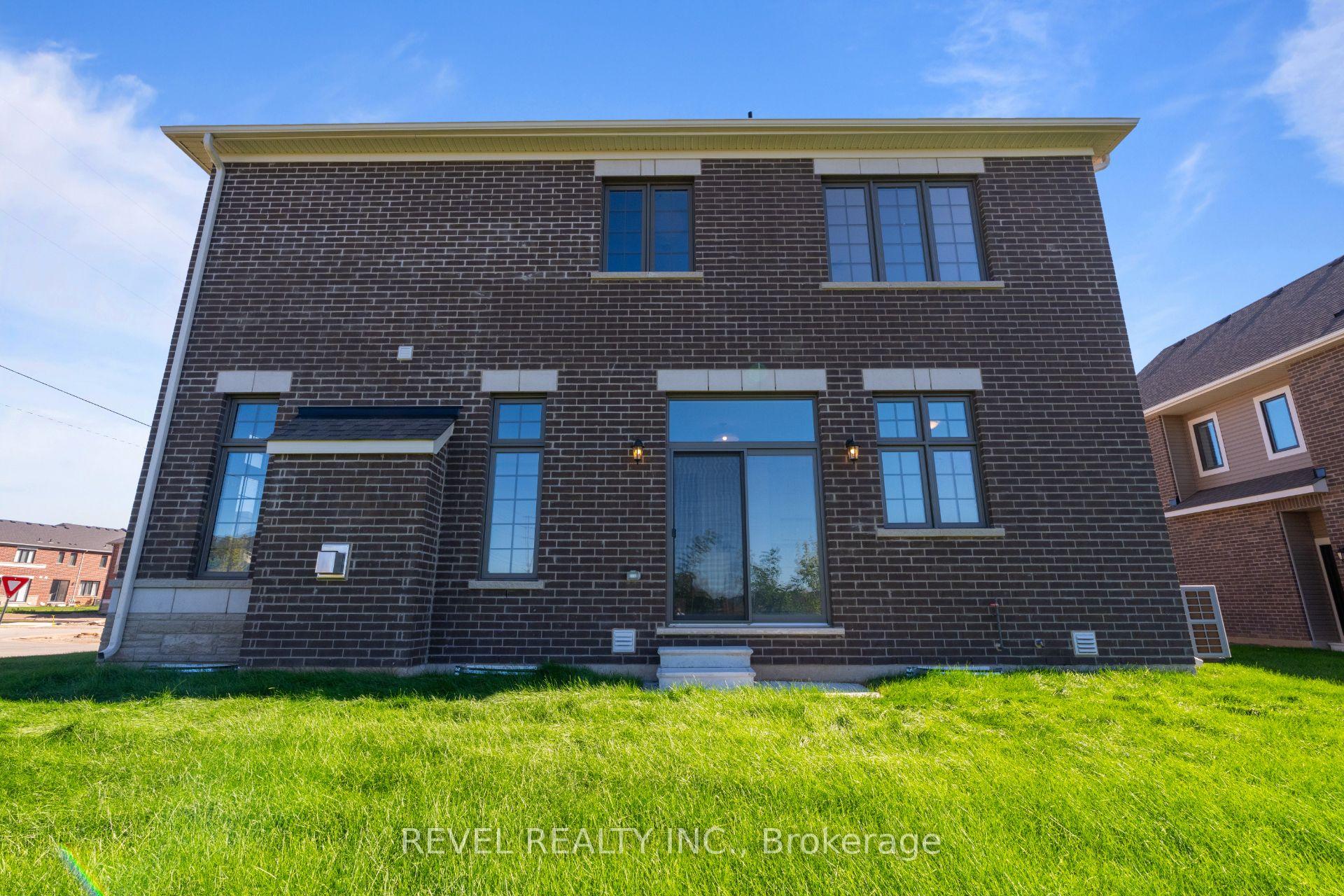 Photo 37 of 1489 Whitlock Avenue, Milton, Bowes — HOMEH