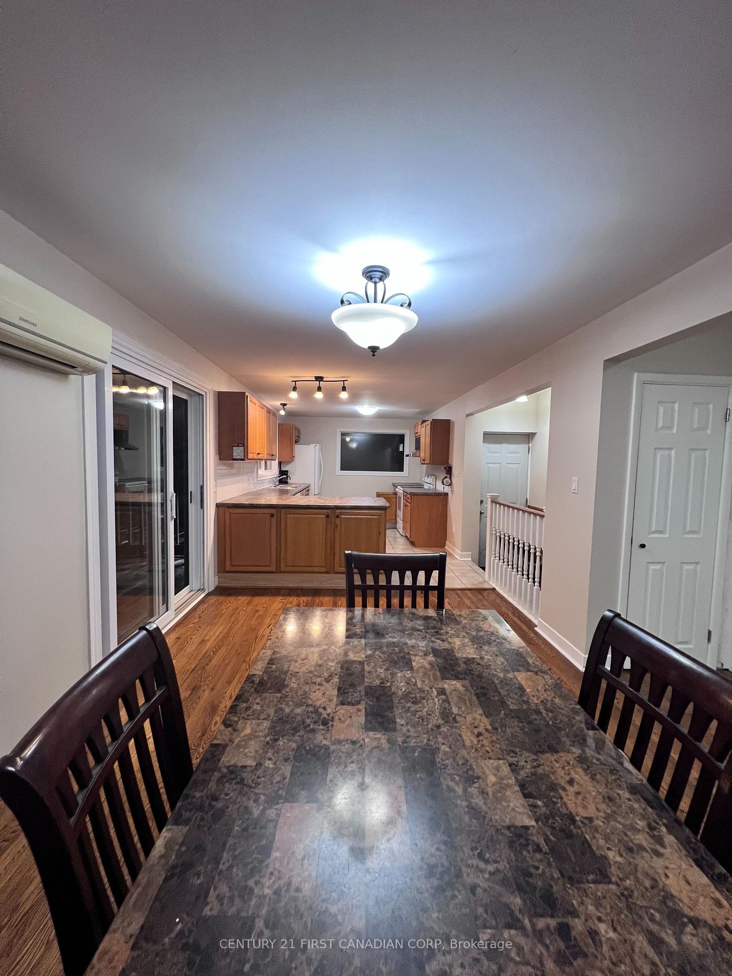 Photo 9 of 604 Headley Drive, London, North O — HOMEH