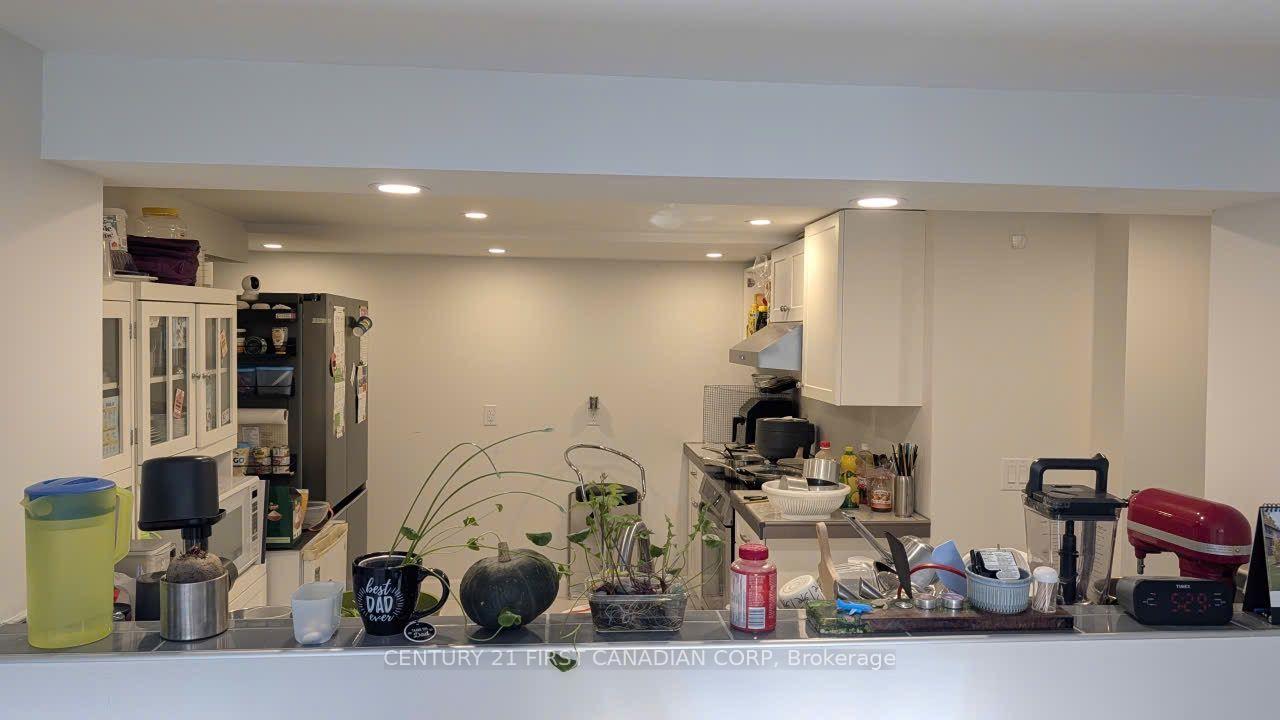 Photo 33 of 604 Headley Drive, London, North O — HOMEH