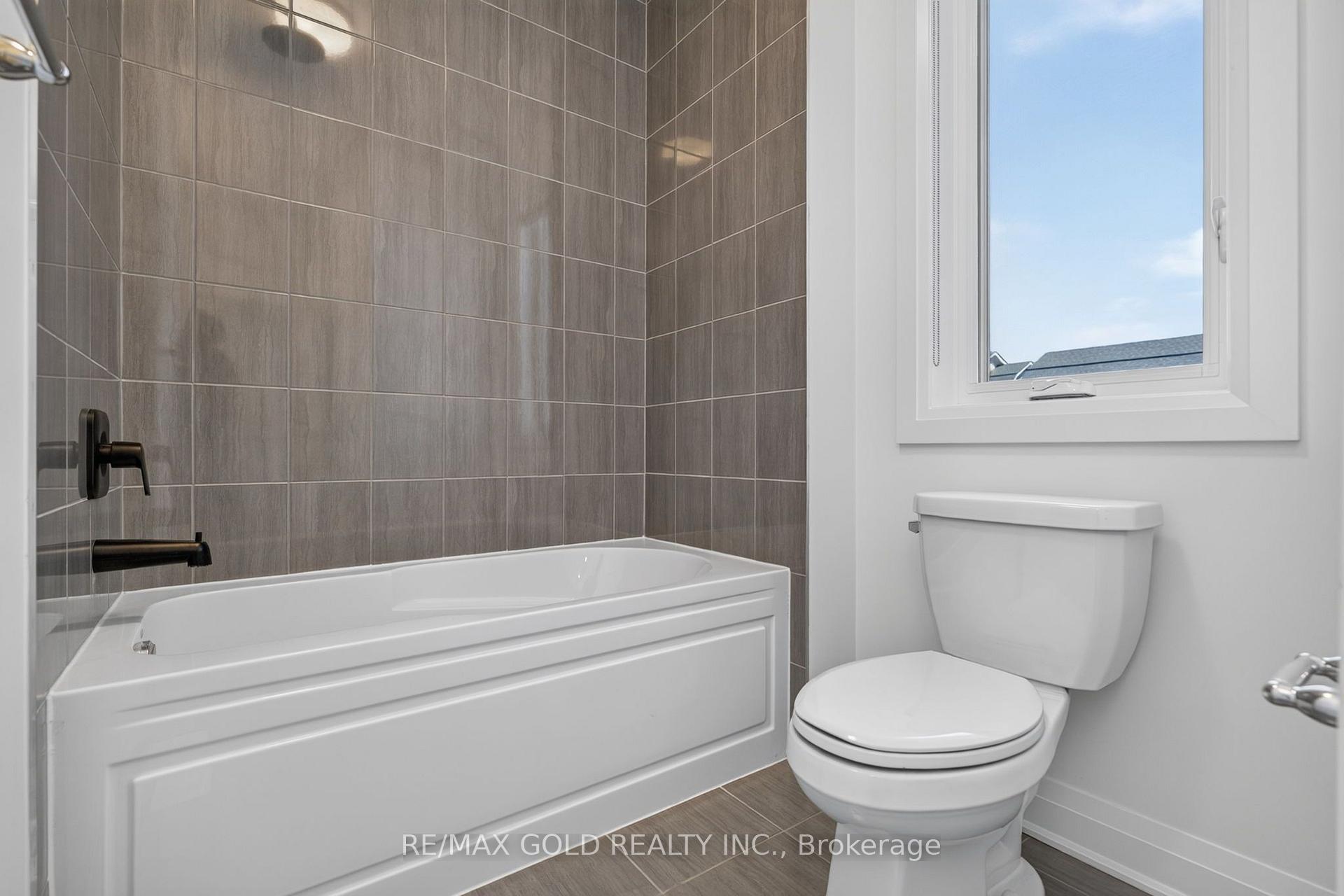 Photo 28 of 3288 Mariner Pass, Oakville, Glenorchy — HOMEH