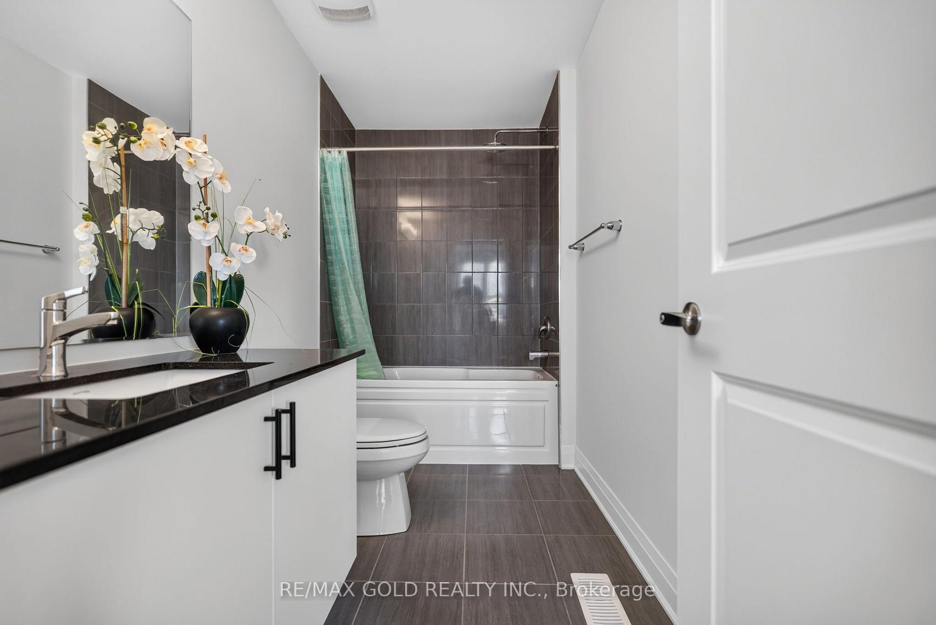 Photo 36 of 3288 Mariner Pass, Oakville, Glenorchy — HOMEH
