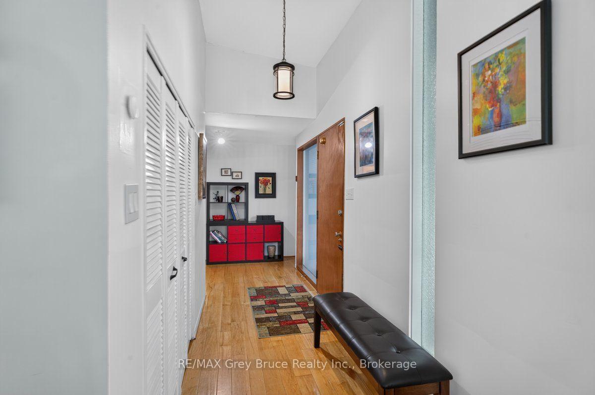 Photo 3 of 590 4TH Street E, Owen Sound — HOMEH
