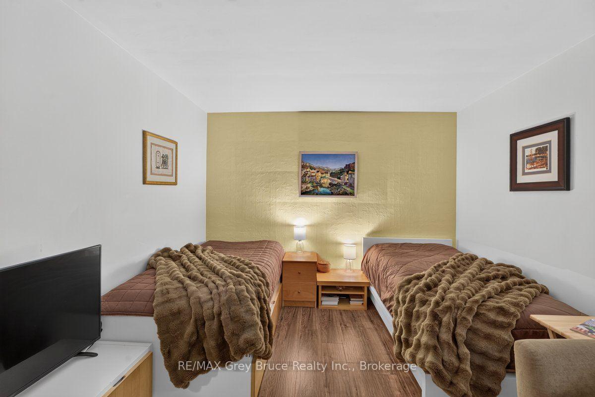 Photo 17 of 590 4TH Street E, Owen Sound — HOMEH
