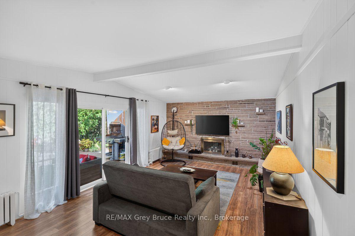 Photo 20 of 590 4TH Street E, Owen Sound — HOMEH