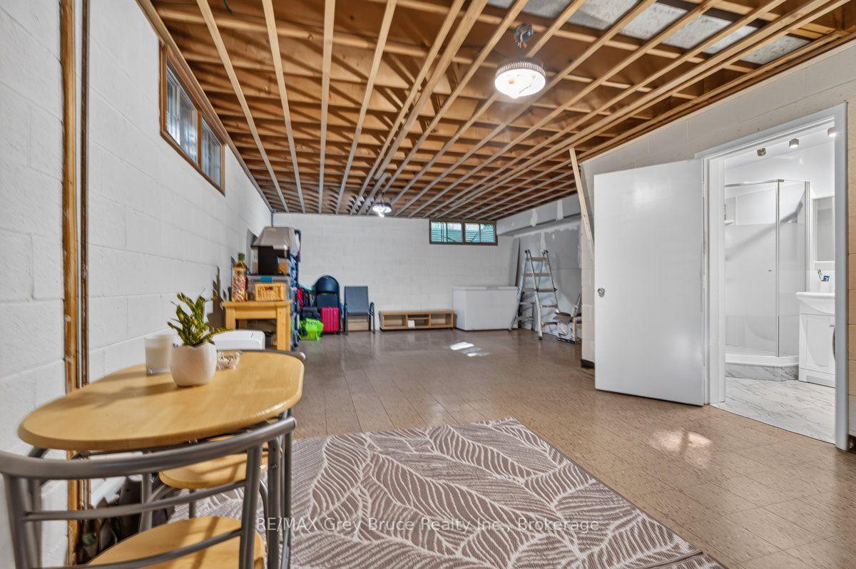 Photo 24 of 590 4TH Street E, Owen Sound — HOMEH