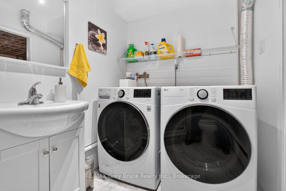 Photo 25 of 590 4TH Street E, Owen Sound — HOMEH