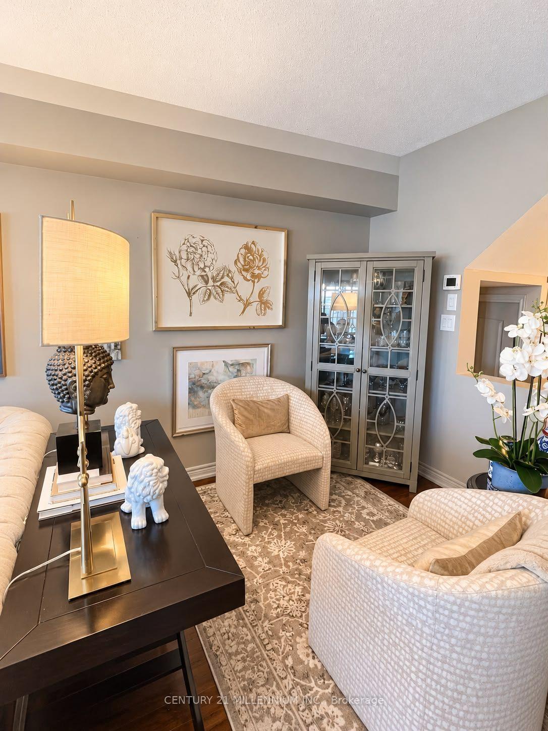 Photo 11 of 14 Beachville Circle, Brampton, Credit Valley — HOMEH