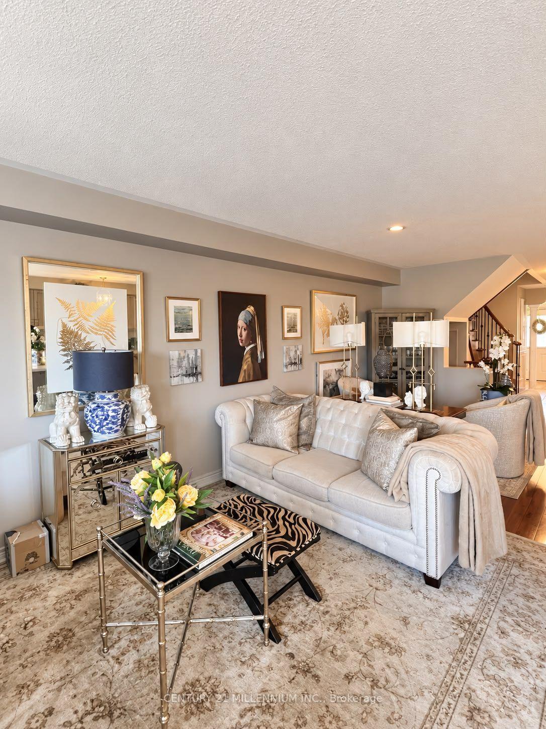 Photo 12 of 14 Beachville Circle, Brampton, Credit Valley — HOMEH