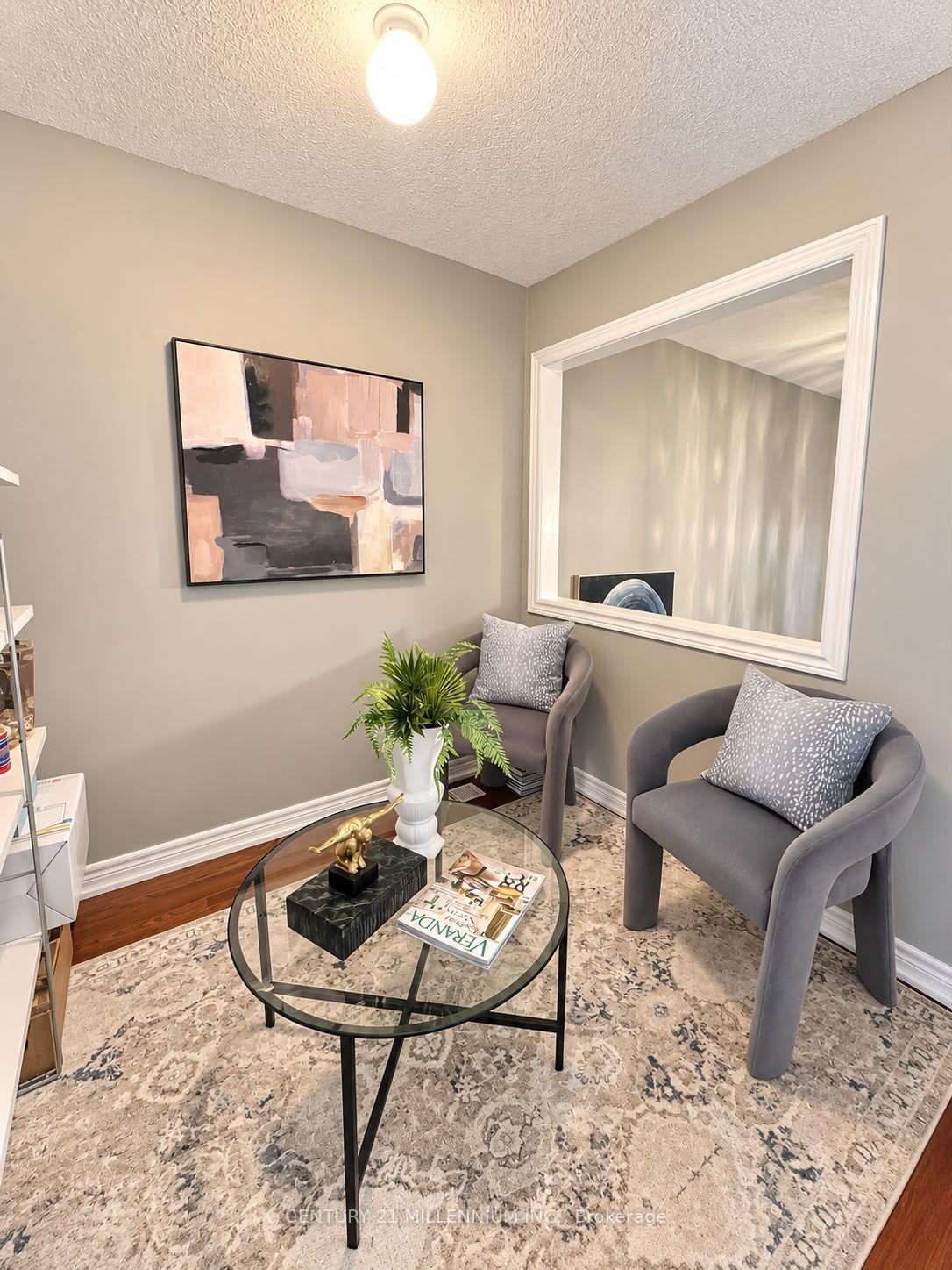 Photo 16 of 14 Beachville Circle, Brampton, Credit Valley — HOMEH