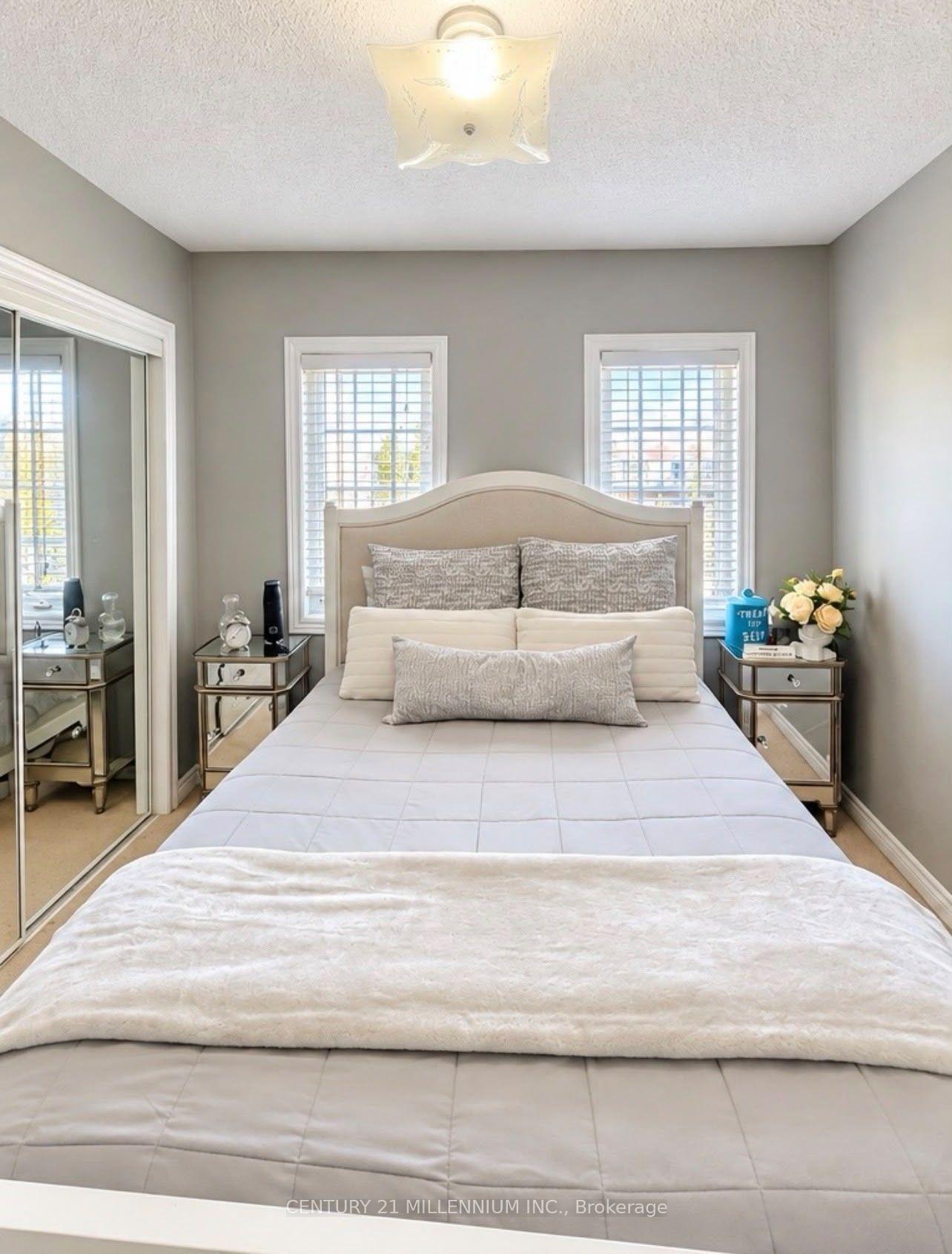 Photo 24 of 14 Beachville Circle, Brampton, Credit Valley — HOMEH