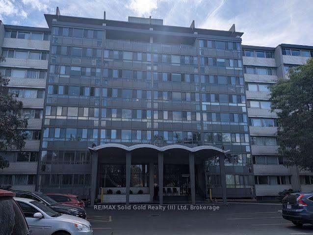 Photo 2 of Unit 104, 24 Midland Drive, Kitchener, Stanley Park — HOMEH