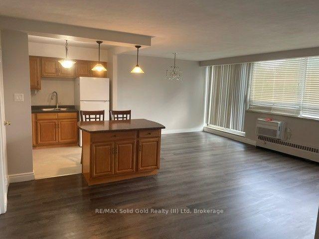 Photo 4 of Unit 104, 24 Midland Drive, Kitchener, Stanley Park — HOMEH