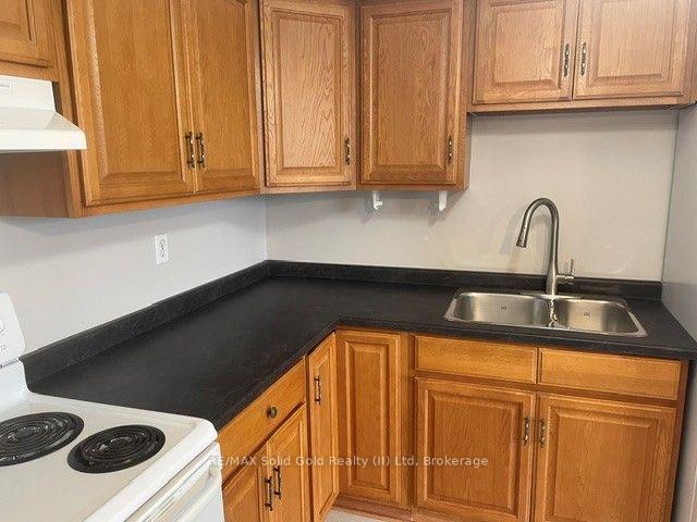 Photo 6 of Unit 104, 24 Midland Drive, Kitchener, Stanley Park — HOMEH