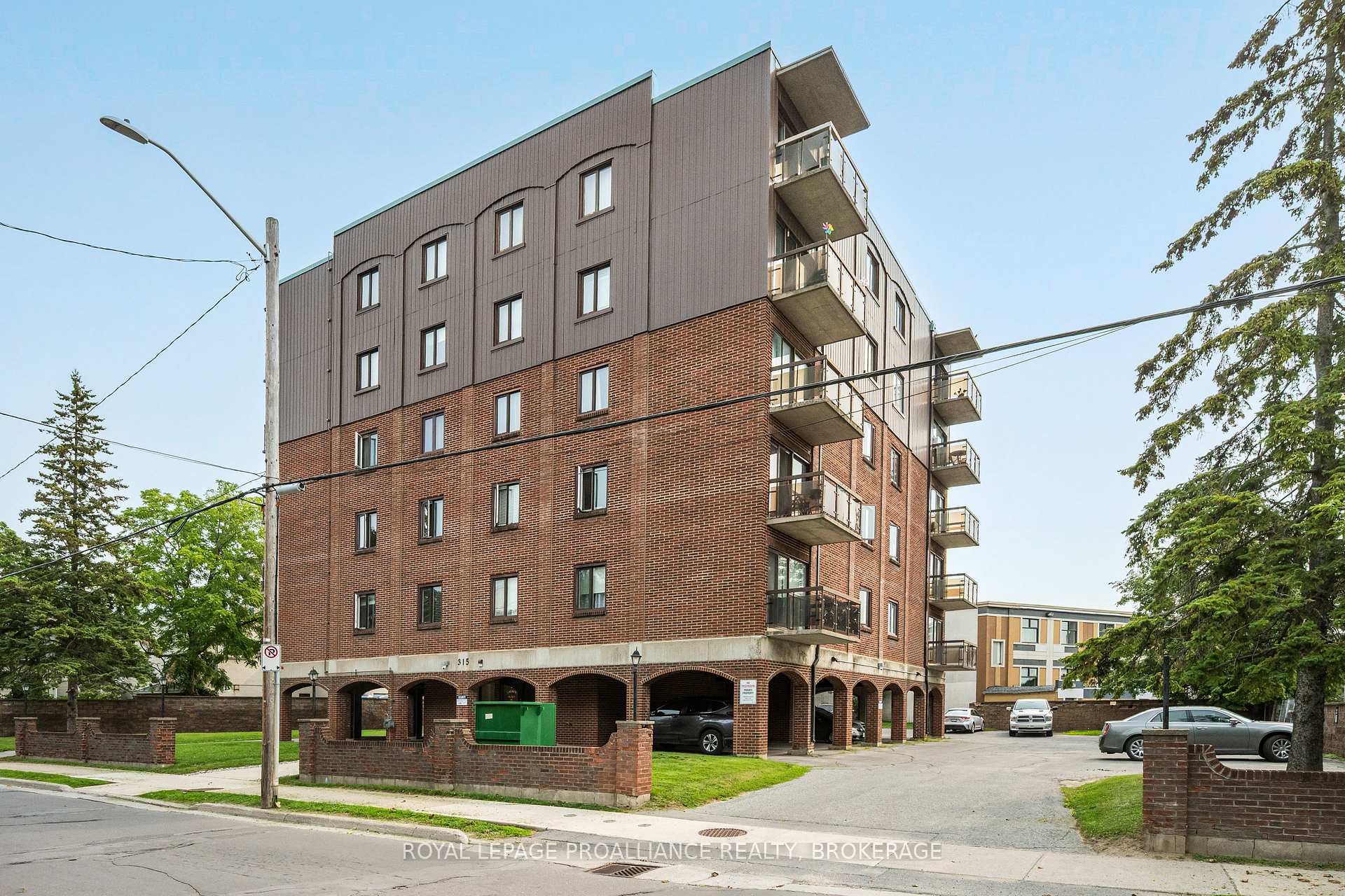 Photo 2 of Unit 201, 315 Regent Street, Kingston, Central City East — HOMEH