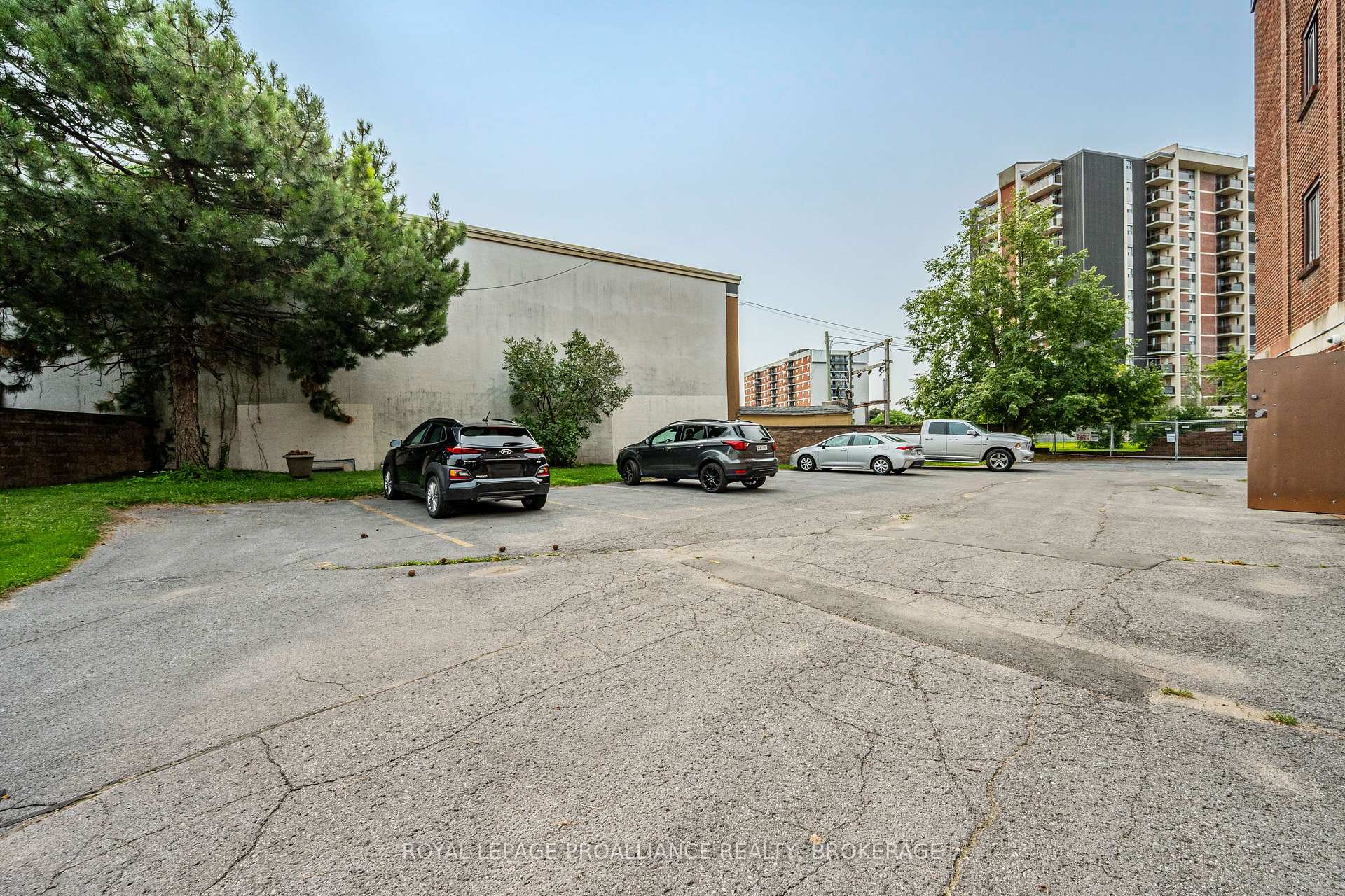 Photo 5 of Unit 201, 315 Regent Street, Kingston, Central City East — HOMEH