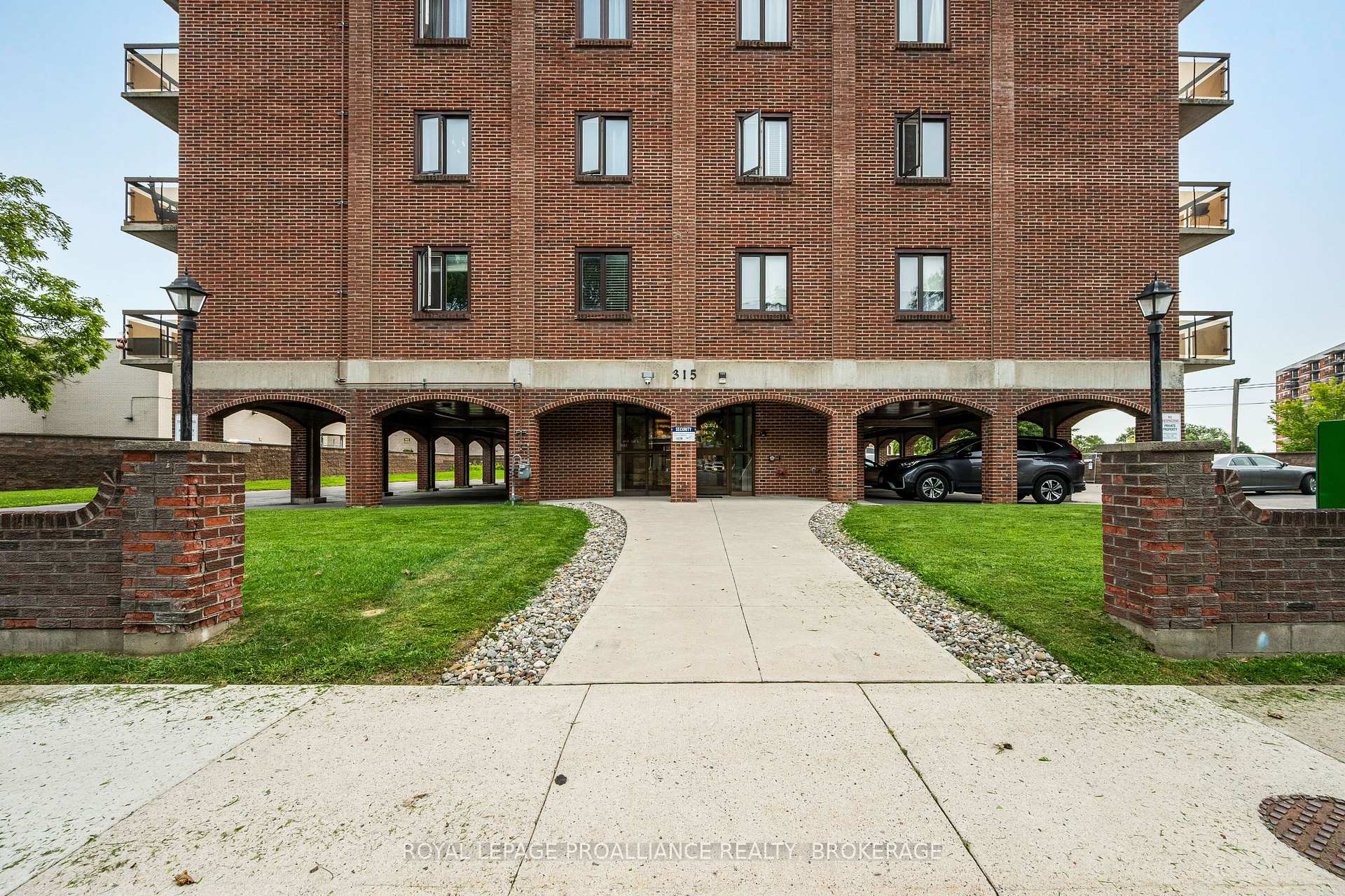 Photo 7 of Unit 201, 315 Regent Street, Kingston, Central City East — HOMEH