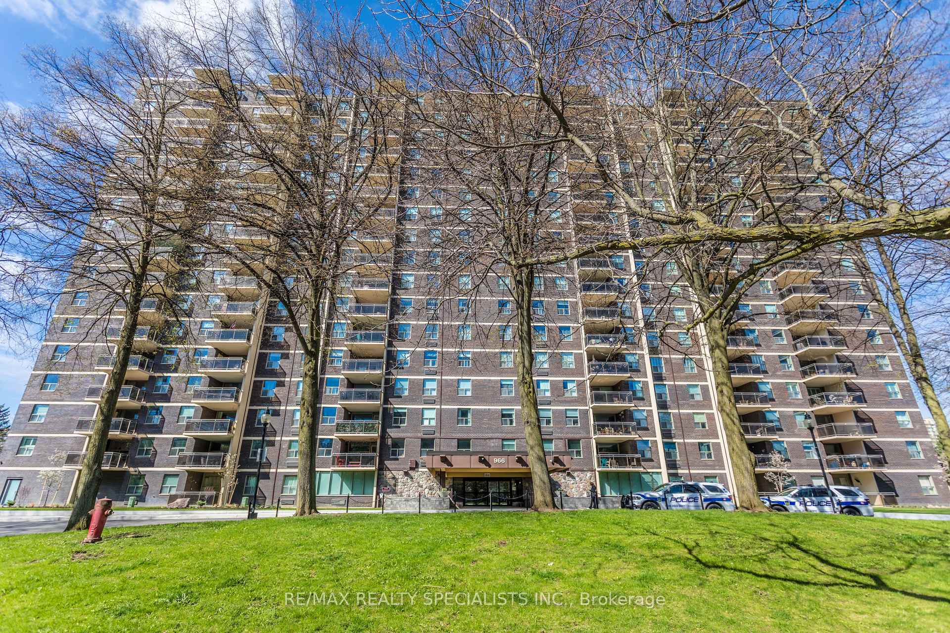 Photo of Unit 410, 966 Inverhouse Drive