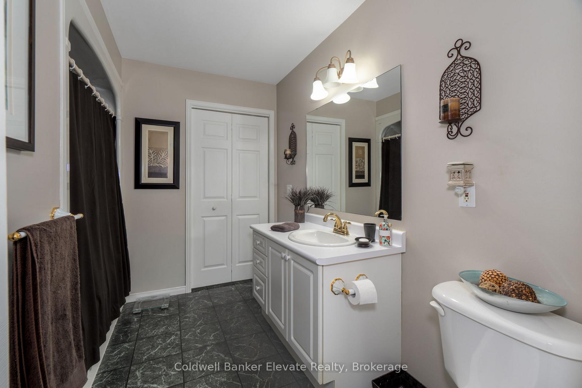 Photo 19 of Unit 36, 2705 Kingsway Drive, Kitchener, Vanier - Kitchener — HOMEH