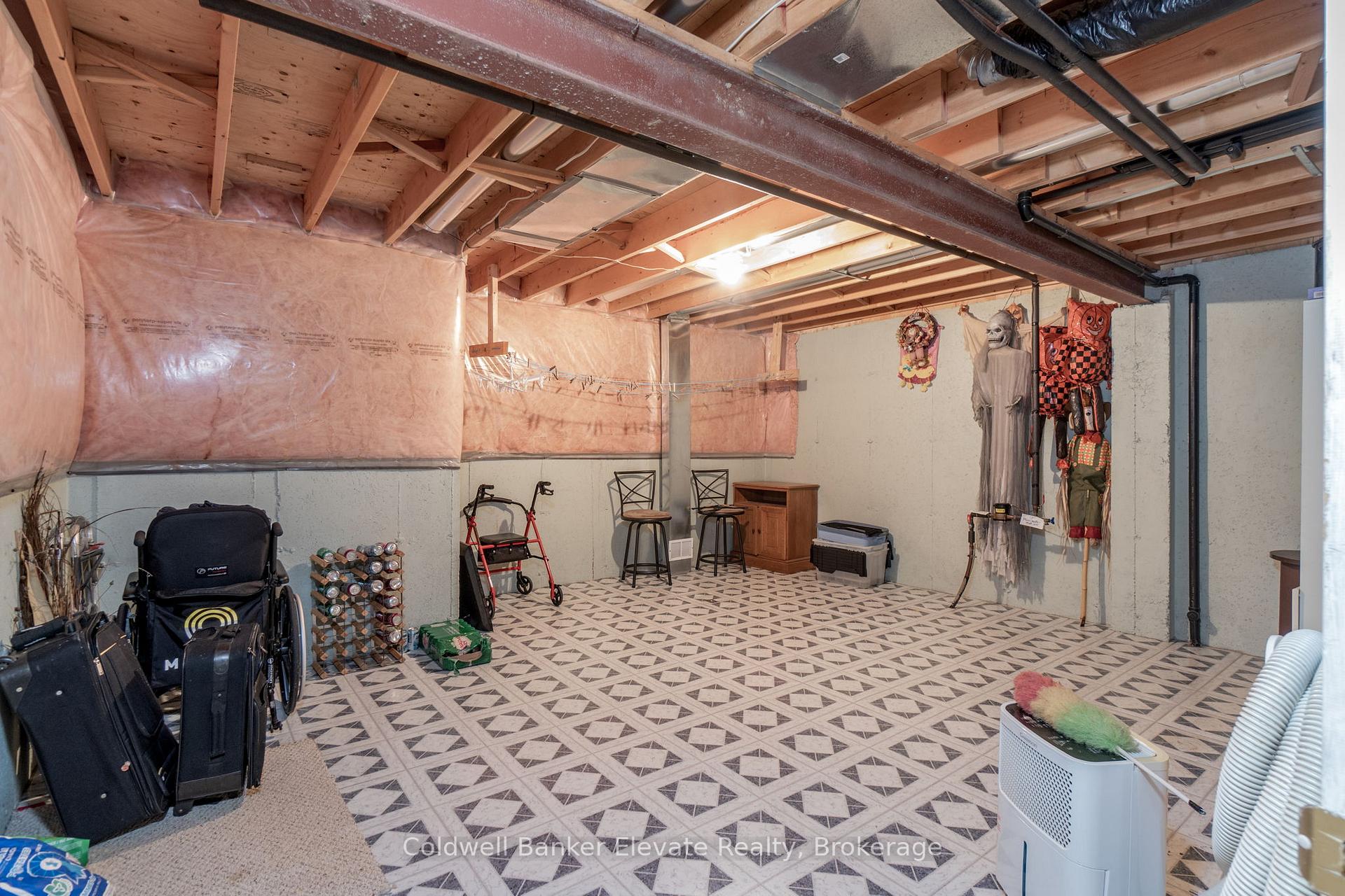 Photo 37 of Unit 36, 2705 Kingsway Drive, Kitchener, Vanier - Kitchener — HOMEH