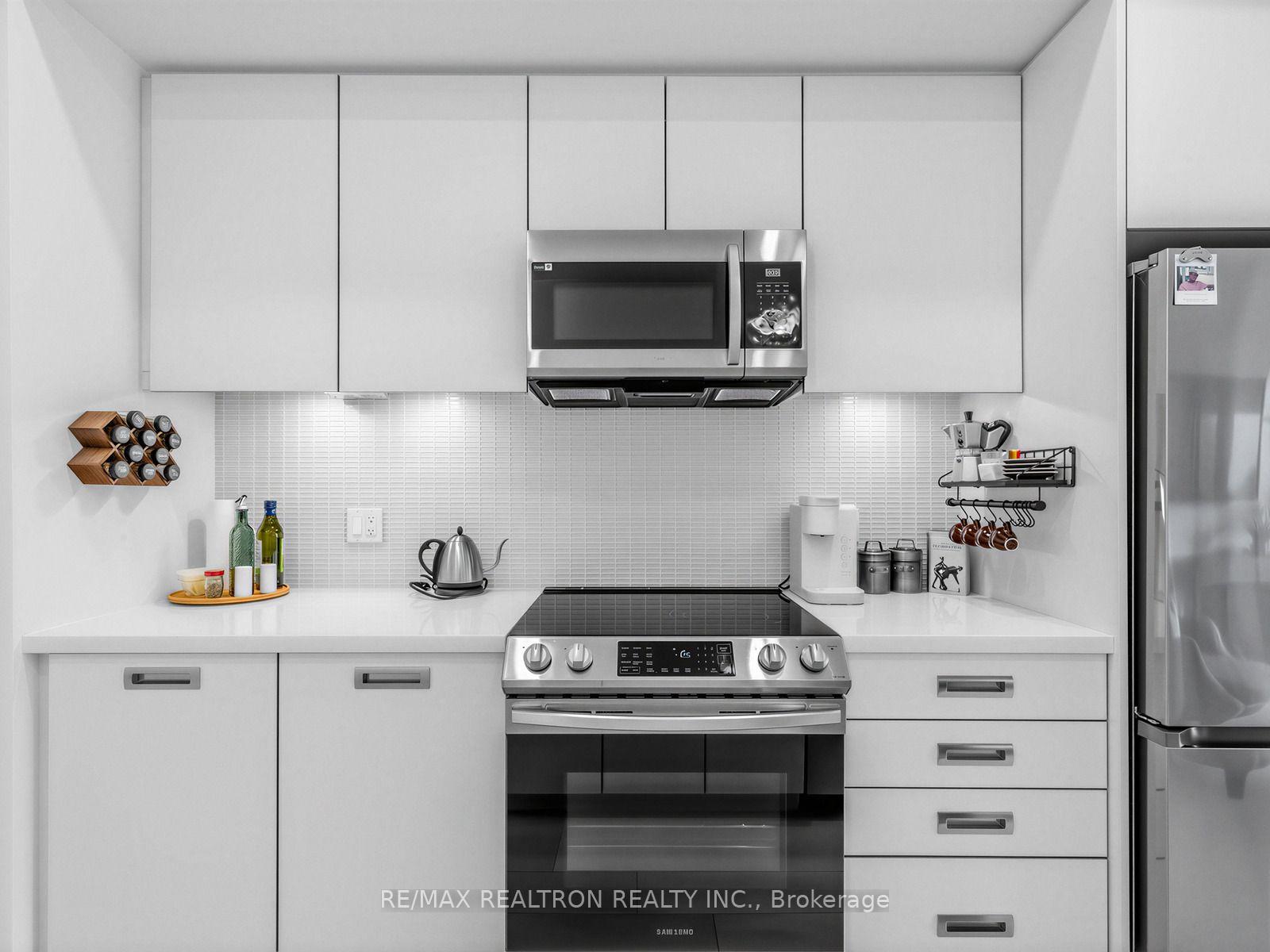Photo 13 of Unit 101, 415 Sea Ray Avenue, Innisfil, Rural Innisfil — HOMEH