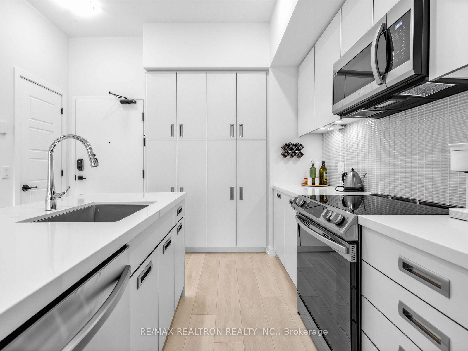 Photo 19 of Unit 101, 415 Sea Ray Avenue, Innisfil, Rural Innisfil — HOMEH