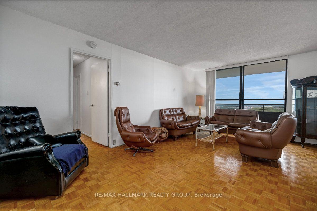 Photo 8 of Unit 2204, 505 St Laurent Boulevard, Ottawa, Viscount Alexander Park — HOMEH