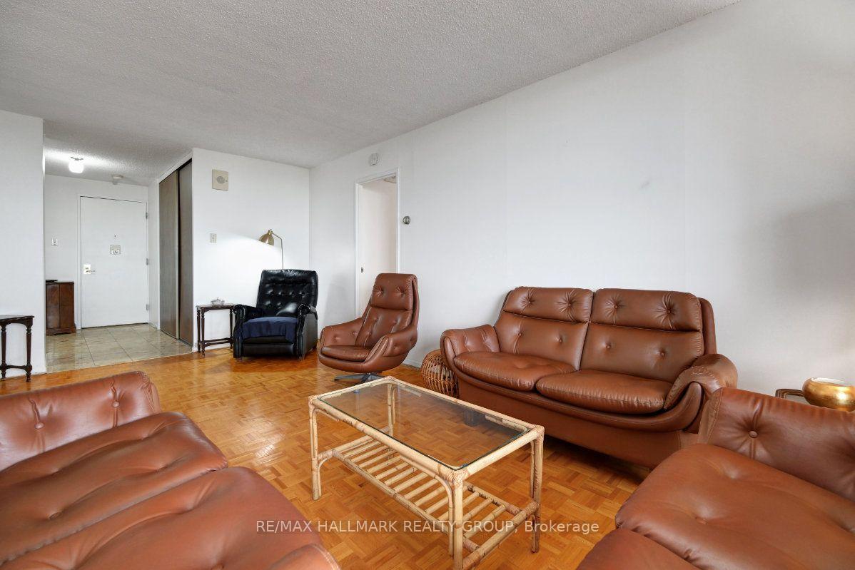 Photo 12 of Unit 2204, 505 St Laurent Boulevard, Ottawa, Viscount Alexander Park — HOMEH