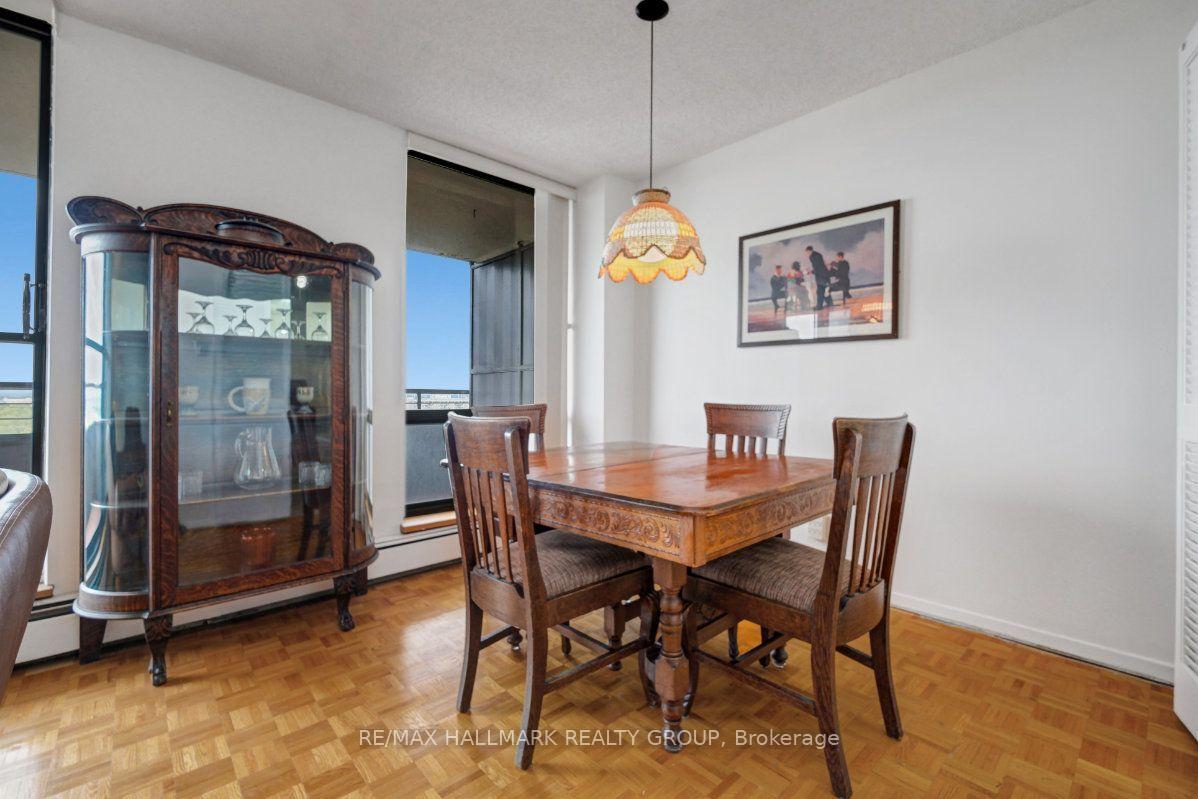 Photo 15 of Unit 2204, 505 St Laurent Boulevard, Ottawa, Viscount Alexander Park — HOMEH