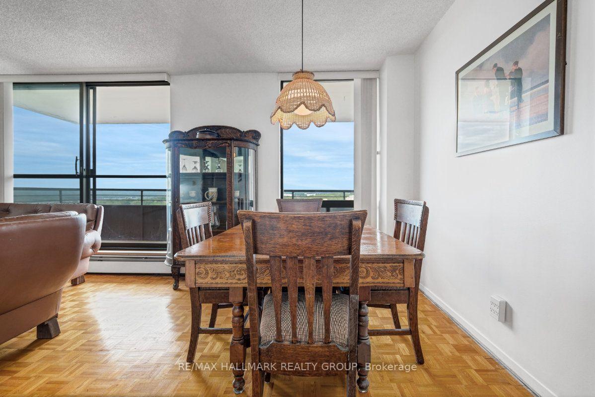 Photo 17 of Unit 2204, 505 St Laurent Boulevard, Ottawa, Viscount Alexander Park — HOMEH