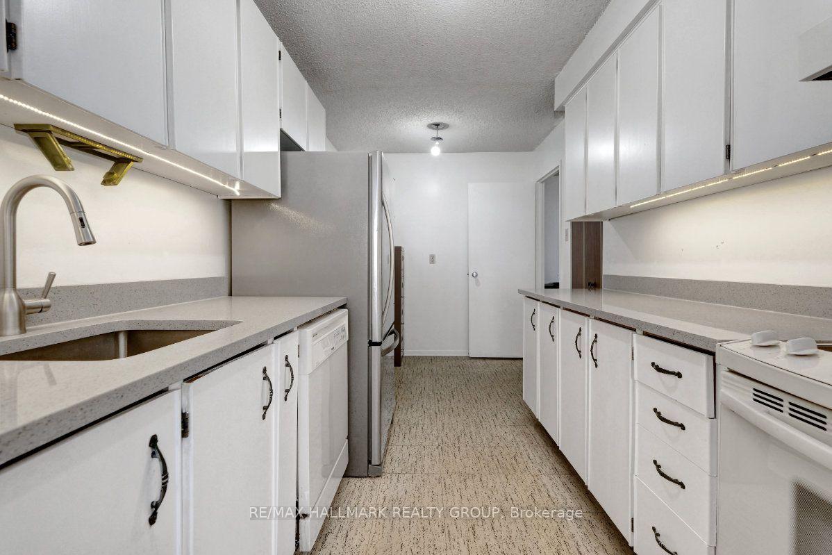 Photo 19 of Unit 2204, 505 St Laurent Boulevard, Ottawa, Viscount Alexander Park — HOMEH