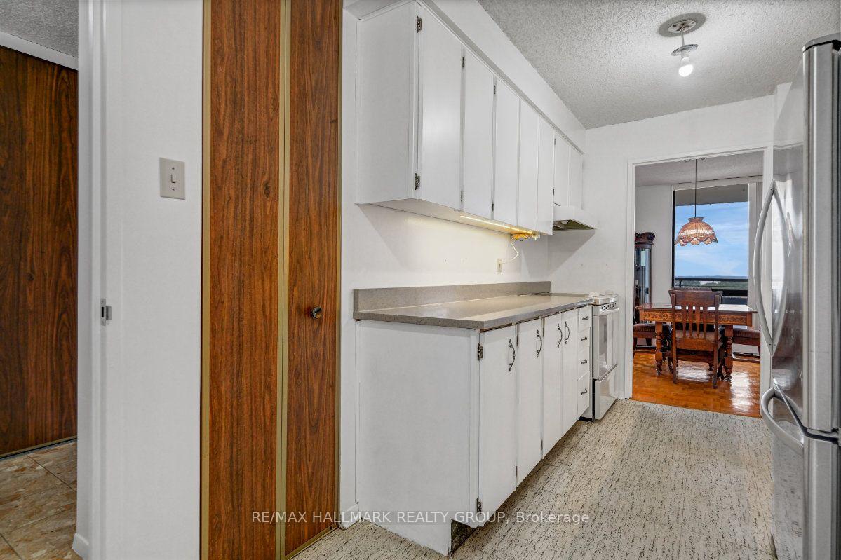 Photo 21 of Unit 2204, 505 St Laurent Boulevard, Ottawa, Viscount Alexander Park — HOMEH
