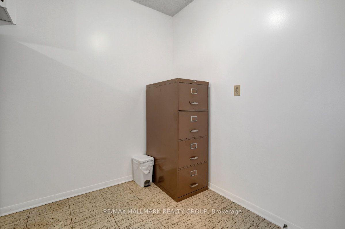 Photo 22 of Unit 2204, 505 St Laurent Boulevard, Ottawa, Viscount Alexander Park — HOMEH