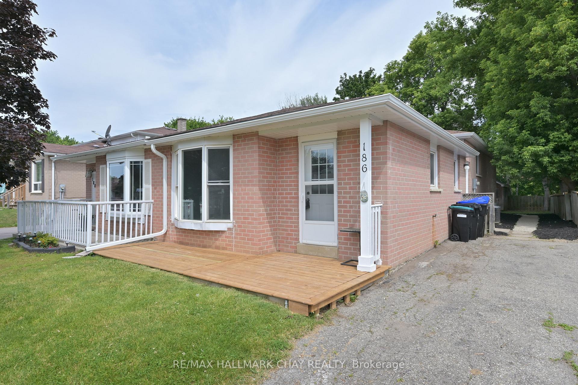 Photo 2 of 186 Beattie Avenue, New Tecumseth, Alliston — HOMEH