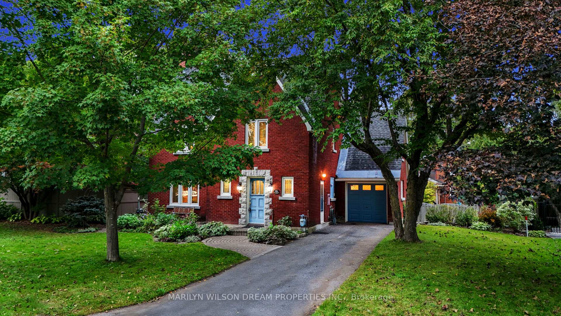 Photo of 459 Piccadilly Avenue