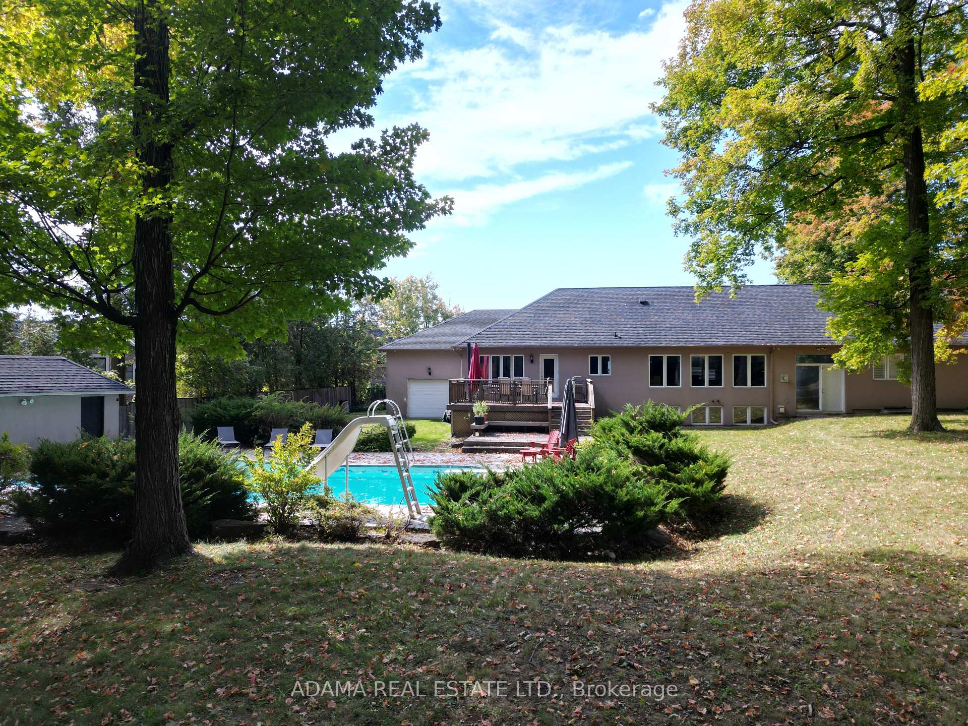 Photo 9 of 85 Sylvan Brook Avenue, Vaughan, East Woodbridge — HOMEH